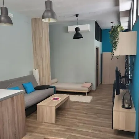 Type Loft Gare De Trains Et Apartment Malaga